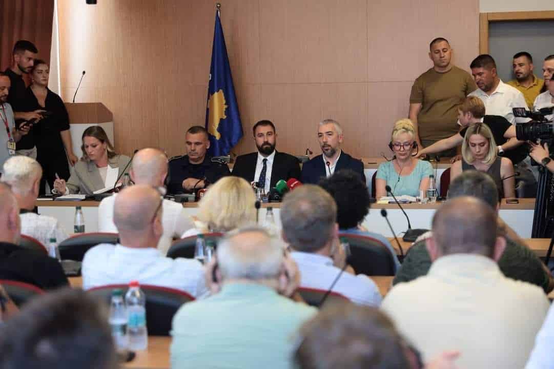 Është mbajtur “diskutimi i hapur” në komunën e Mitrovicës Veriore