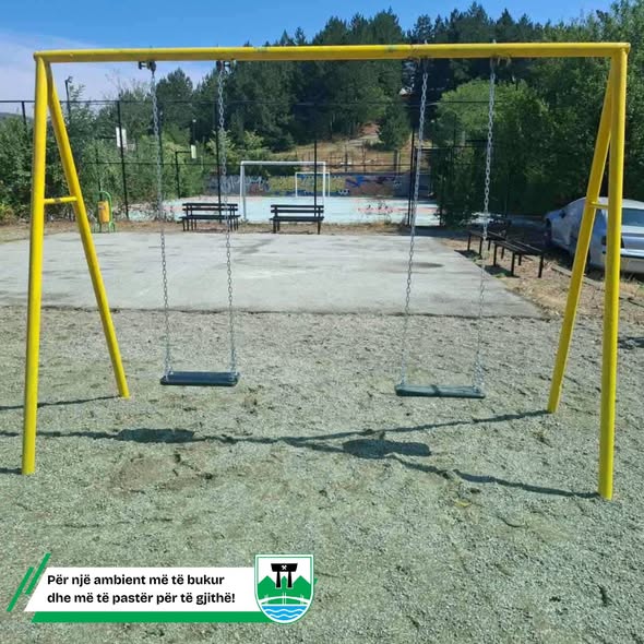 Renovimi i parkut për fëmijë në Tre Rrokaqiejtë dhe Kodrën e Minatorëve